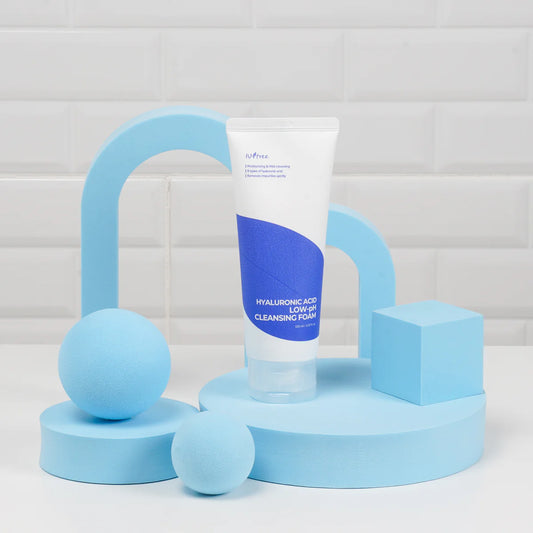 Hyaluronic Acid Low pH Cleansing Foam